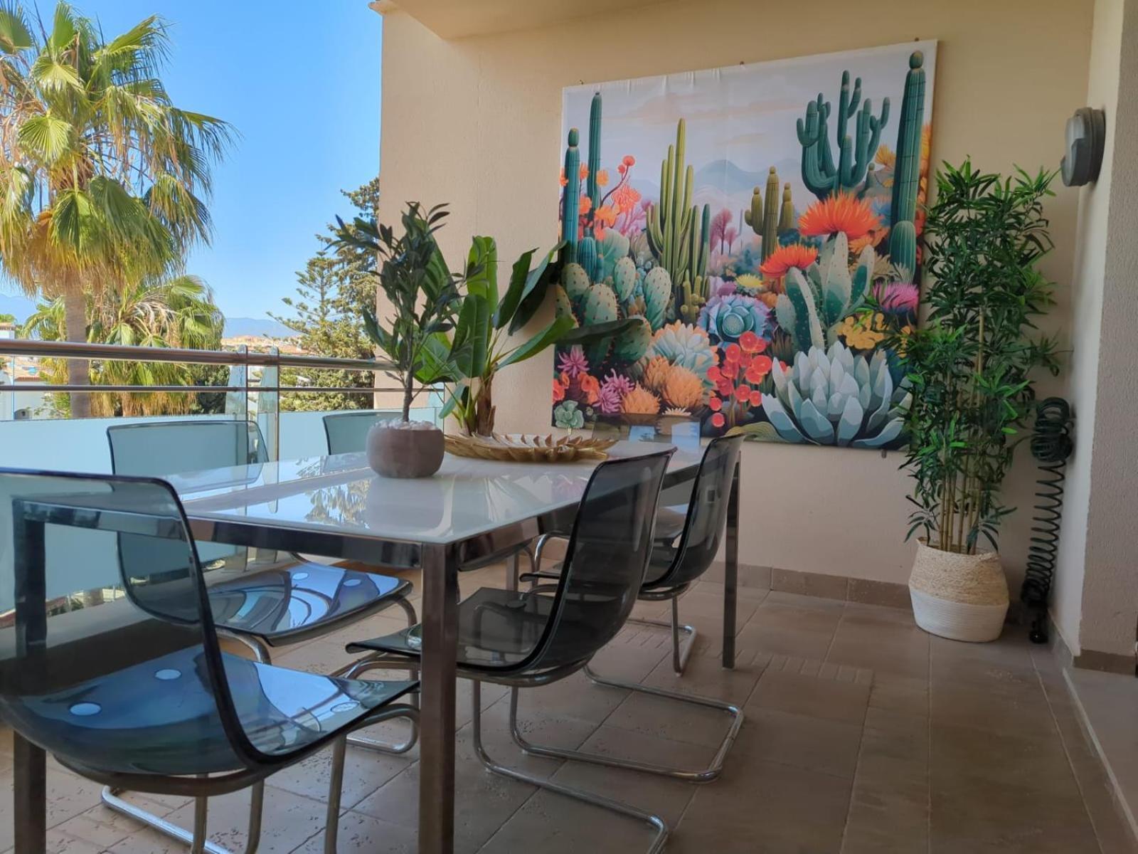 Seafront Duplex Penthouse Apartment *